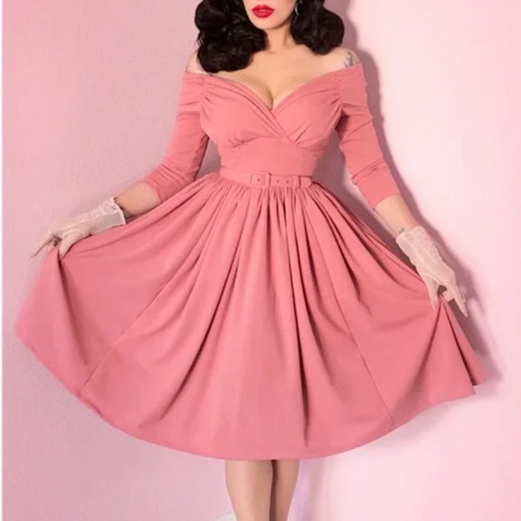 Vixen by Micheline Pitt Dresses & Skirts - Vixen by michelin pit Starlet Swing pink dress sz medium NWOT romantic retro